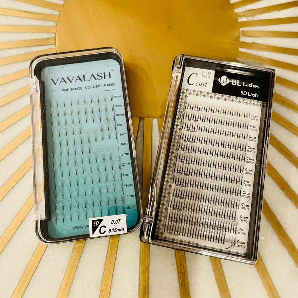 Vavalash Eyelash Extension Clusters